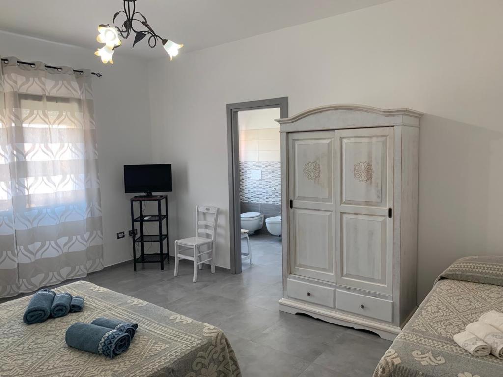 B&B Centrale Тортоли Экстерьер фото