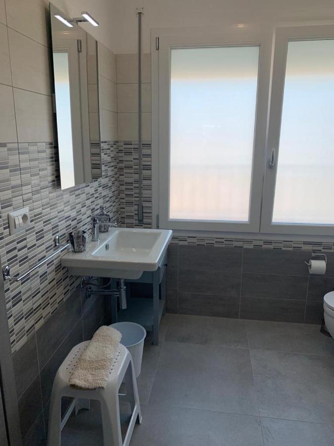 B&B Centrale Тортоли Экстерьер фото
